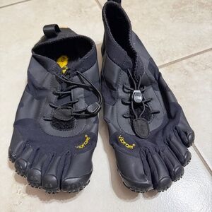 Vibram Five Fingers V-Alpha Women's Black Barefoot Shoes 37